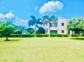 Luxury farmhouse Gurgaon
